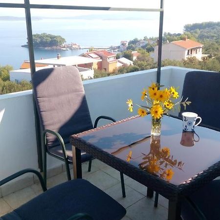 Apartmani Zdenka Savar-Maslina Extérieur photo